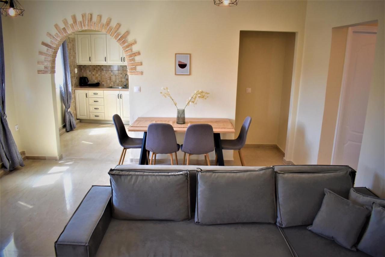 קונטואקלי Christina'S Apartment מראה חיצוני תמונה