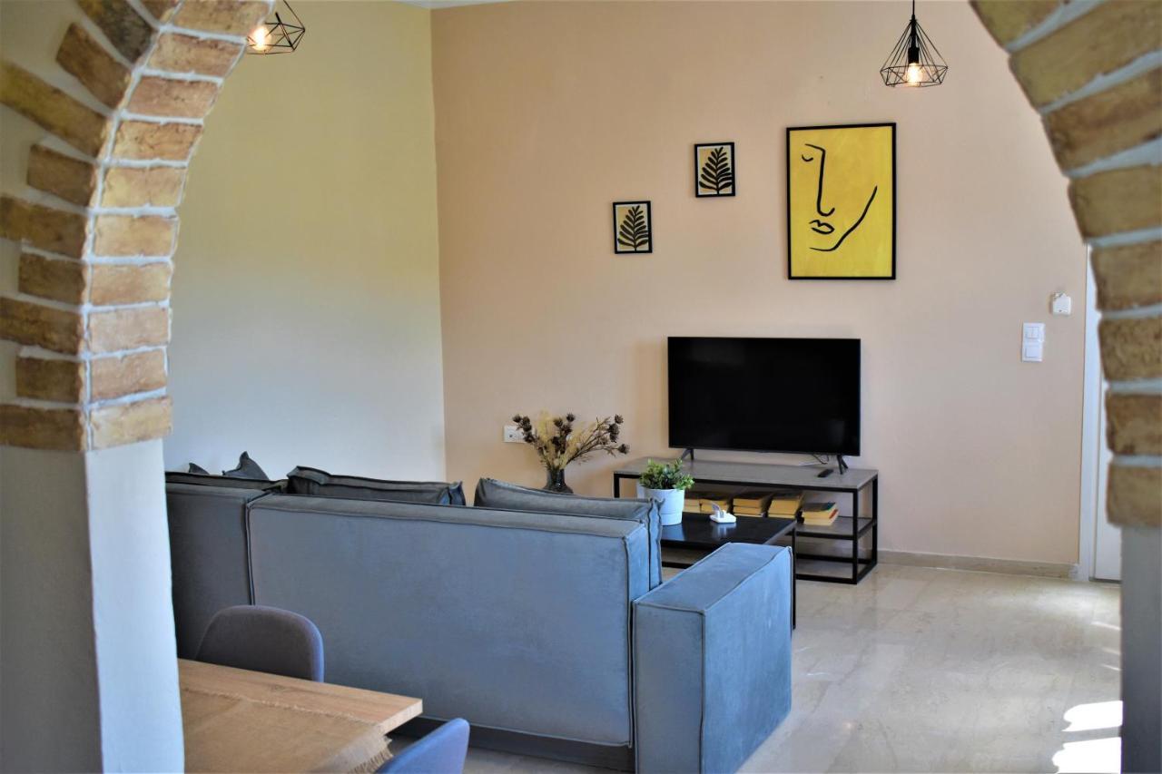 קונטואקלי Christina'S Apartment מראה חיצוני תמונה