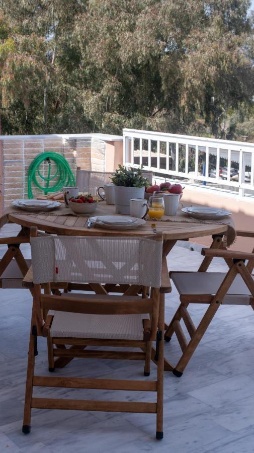 קונטואקלי Christina'S Apartment מראה חיצוני תמונה