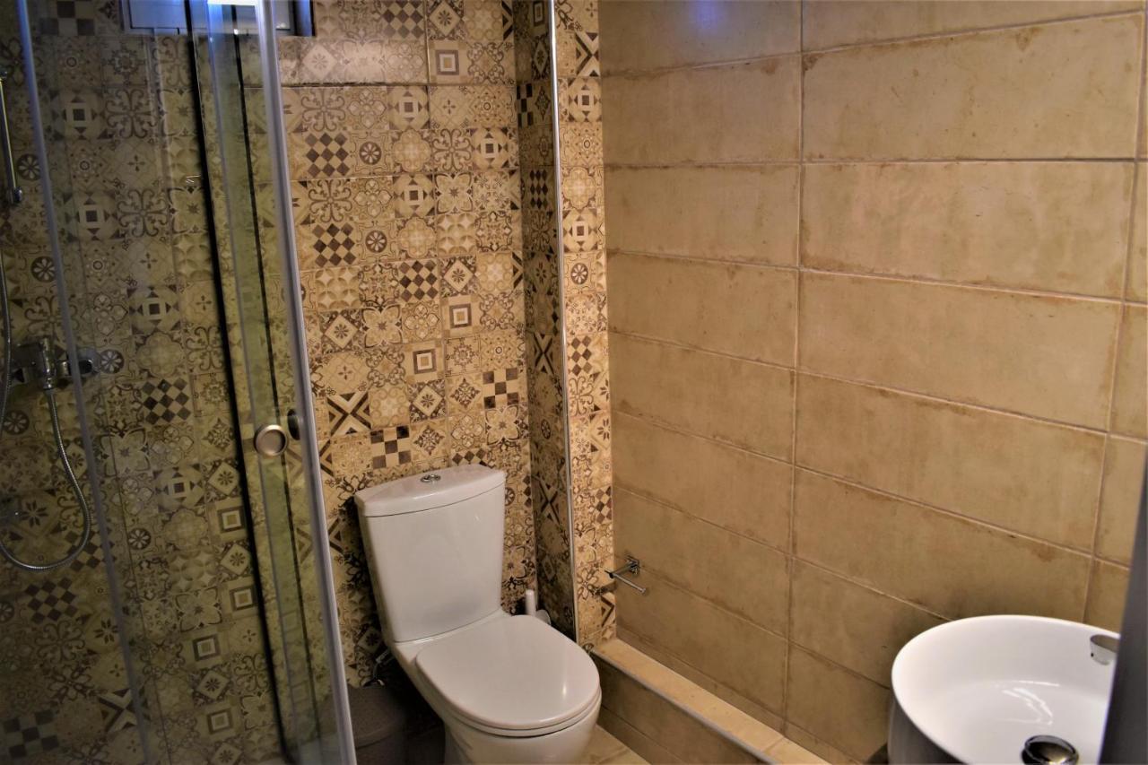 קונטואקלי Christina'S Apartment מראה חיצוני תמונה